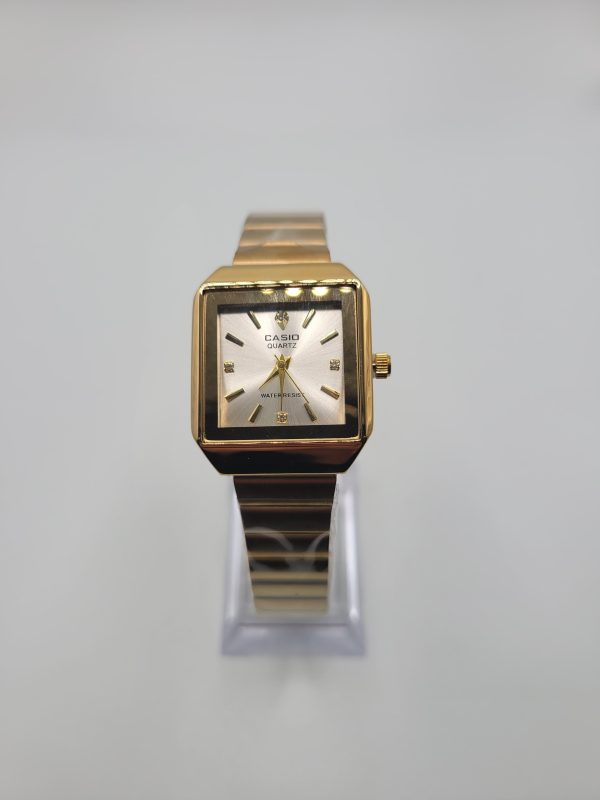 Montre Casio Femme – Élégance et Simplicité au Quotidien