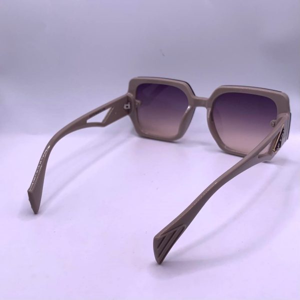 Lunettes de soleil Prada – Élégance & Protection avec Boîte, Chiffon de nettoyage& streak-free GRATUITEMENT – Image 2